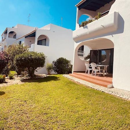 דירות Albufeira Sao Rafael Family Apartament מראה חיצוני תמונה
