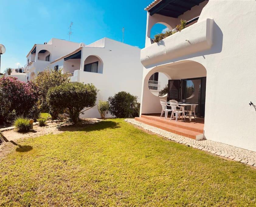 דירות Albufeira Sao Rafael Family Apartament מראה חיצוני תמונה