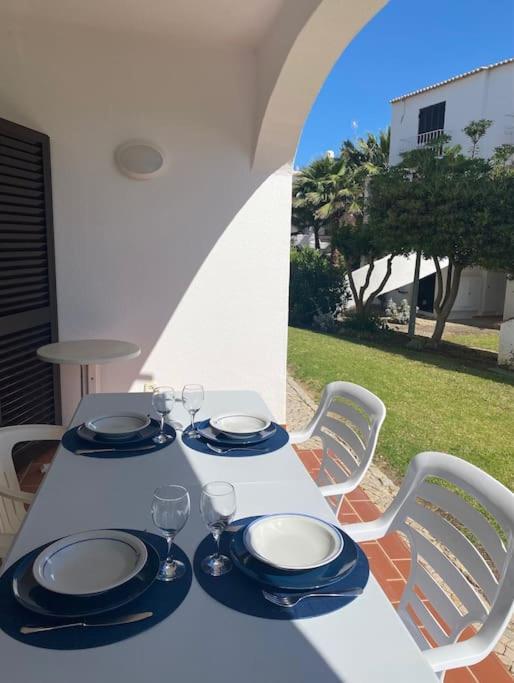 דירות Albufeira Sao Rafael Family Apartament מראה חיצוני תמונה