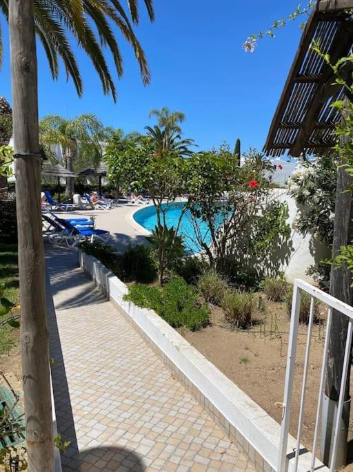 דירות Albufeira Sao Rafael Family Apartament מראה חיצוני תמונה