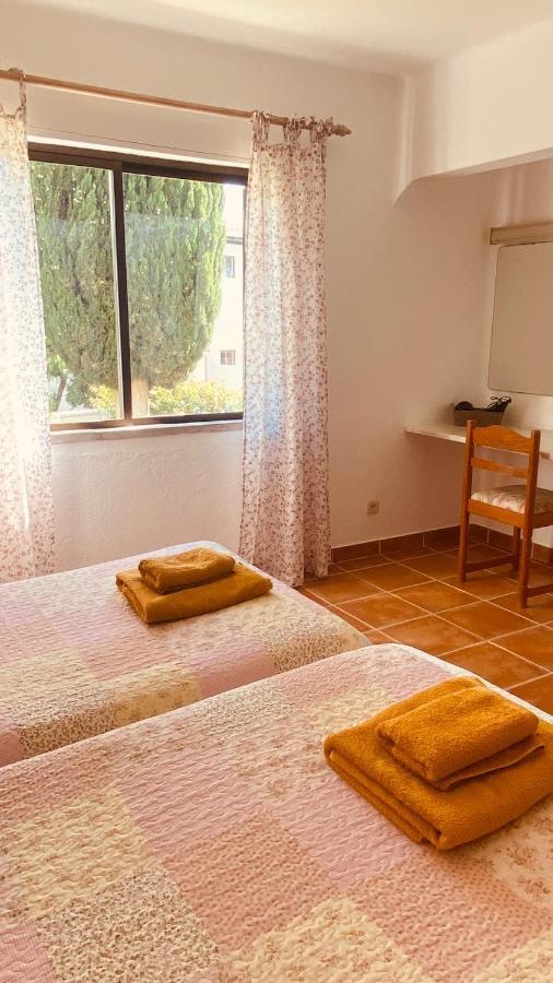 דירות Albufeira Sao Rafael Family Apartament מראה חיצוני תמונה